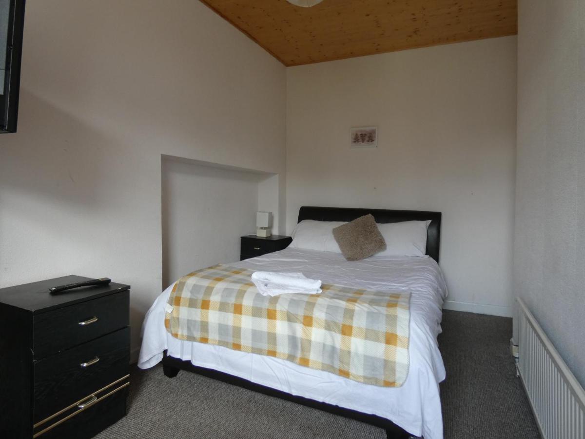Hill Breeze House Hotel Merthyr Tydfil Eksteriør billede